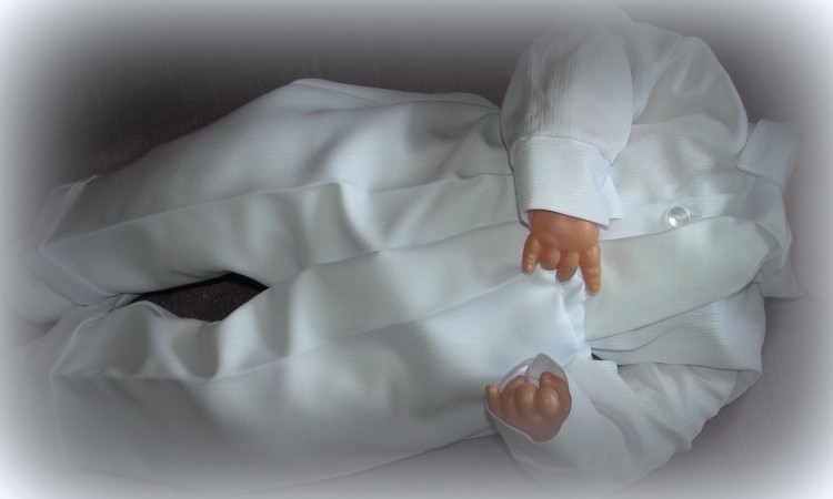 komplet-ubranko-na-chrzest-dla-chłopca-białe