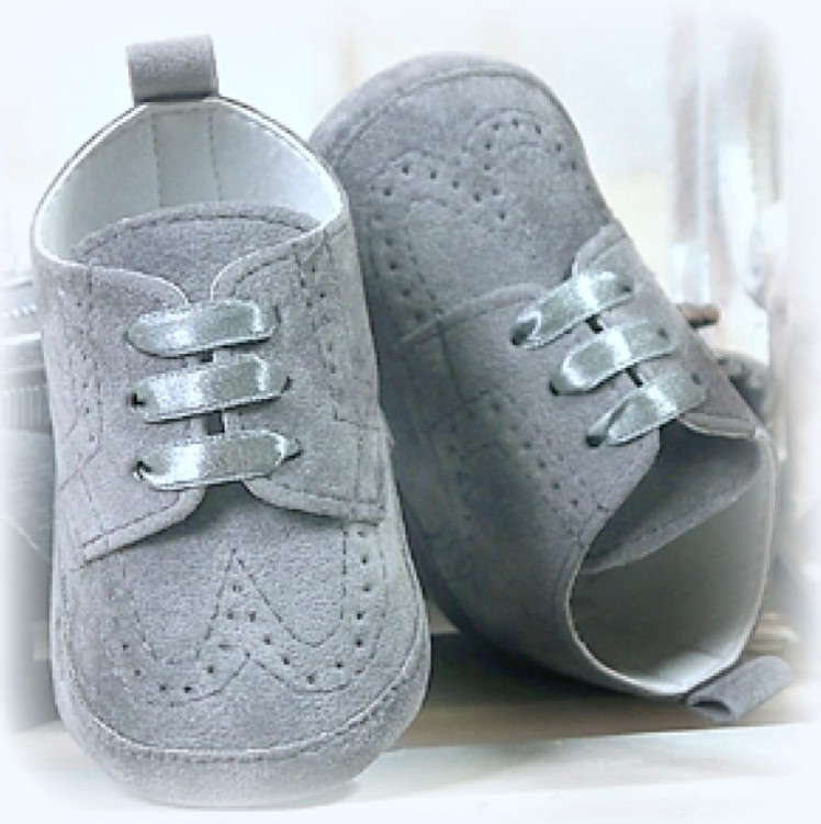 Buciki zamszowe szare.jpg