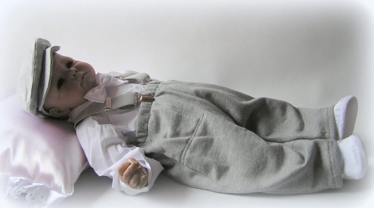 ubranko-na chrzest-dla-chłopca-szaro-biały-P1010156.JPG