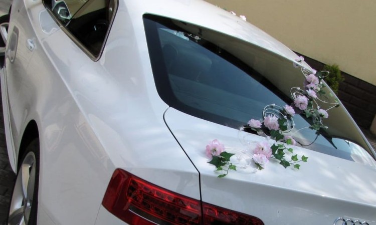 Dekoracja Samochodu Ślubnego 1