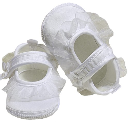 buciki-na chrzest-dla dziewczynek-satynowe-balerinki-z falbanką-Chris3E-.jpg  Piękne dziewczęce balerinki na Chrzest