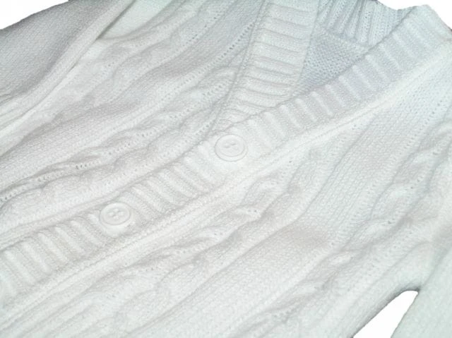 Sweterek-na chrzest-dla- chłopca