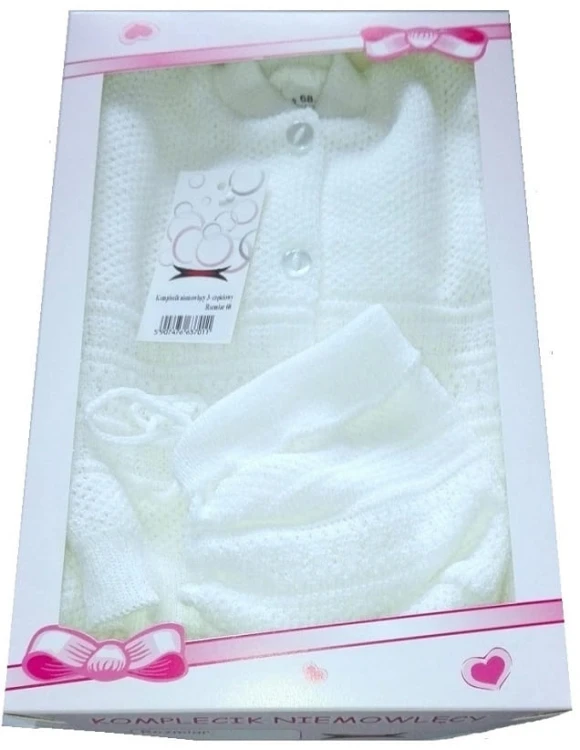 wyprawka-komplecik-niemowlęcy-w pudełku -3 częściowy-sweterek-śpiochy-czapeczka-biały KB2.jpg