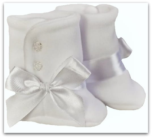 buciki -na chrzest-doa-dziewczynki-z polaru-zimowe-białe-1.jpg