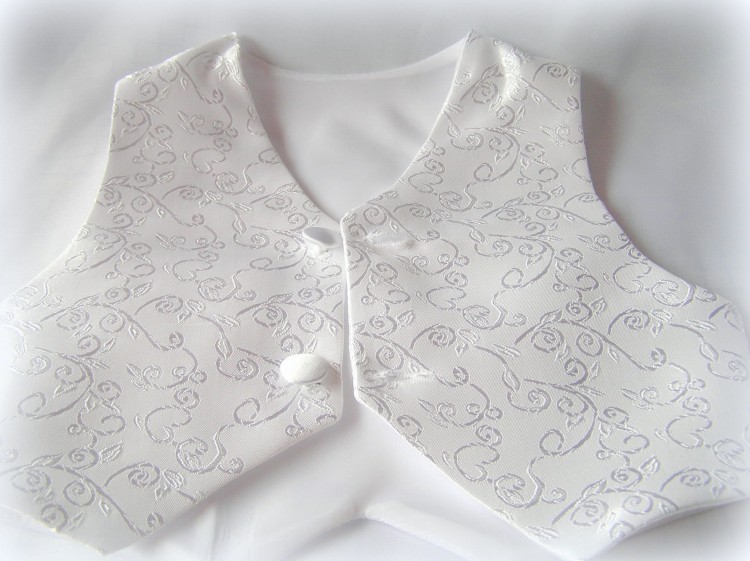 ubranko-dla chłopczyków-do chrztu-garnitur-na chrzest-P1010068.JPG