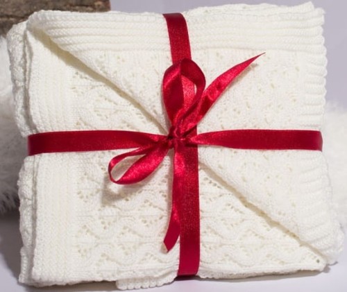 kocyk-na chrzest-dziergany-ECRU-709.jpg