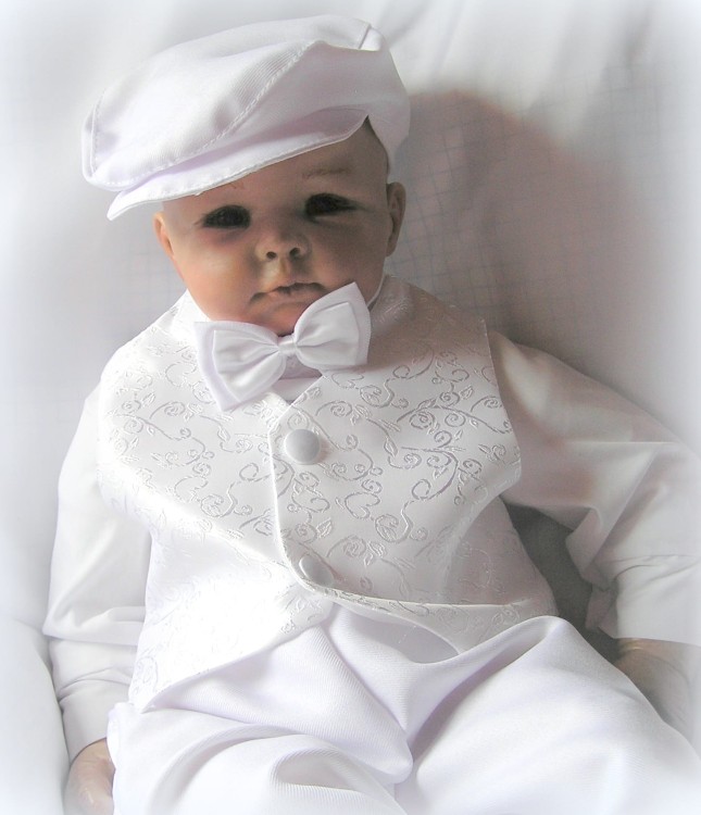 ubranko-na-chrzest-bialy-spodenki-frak-kamizelka-koszulka-muszka (2).jpg