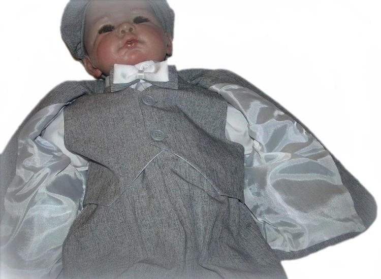 ubranko-na-chrzest-garnitur-dla chłopca-jasnoszary-5.jpg