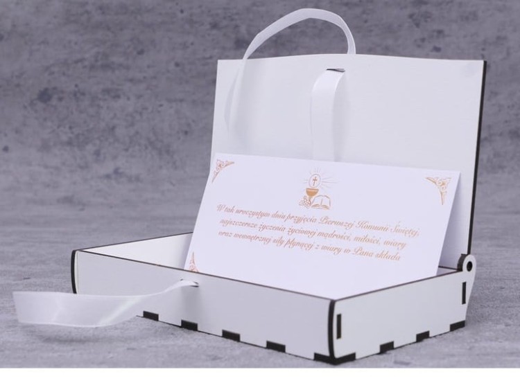 pudełko-drewniane-pamiatka-na-I Komunię- KzK D-00.jpg