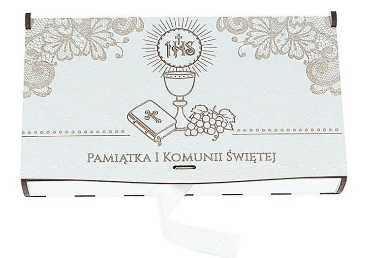 pudełko-drewniane-pamiatka-na-I Komunię- KzK D-1.jpg