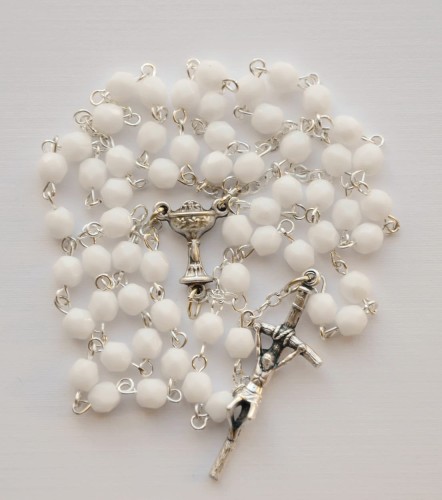 Różaniec-komunijny-biały-kryształek-1.jpg
