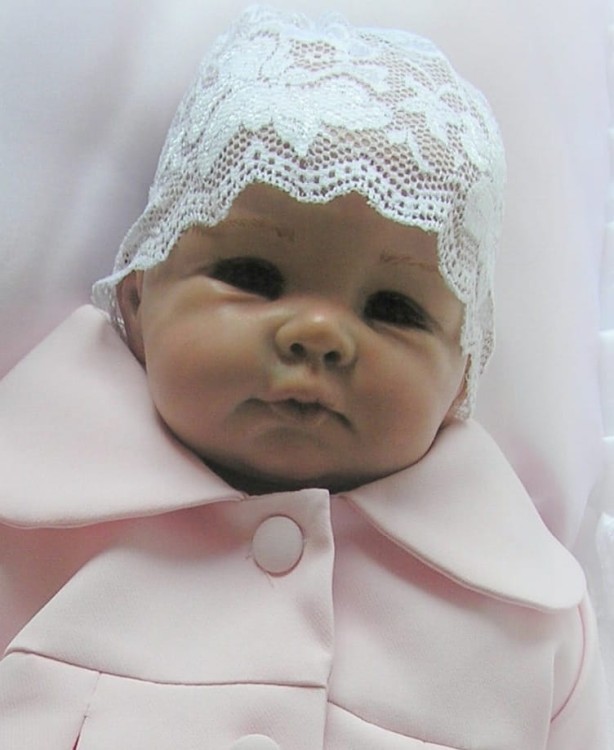 czapeczka-koronkowa-dla-dziewczynki-na chrzest-gipiura-biała-CG1B.jpg