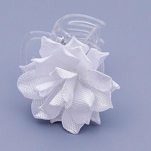 spineczka-żabka-do-wianków-biała-saatyna-Przypinka WP- 001.jpg