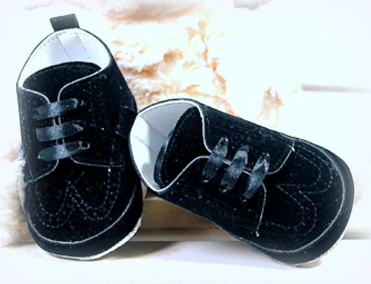 Buciki zamszowe czarny.jpg