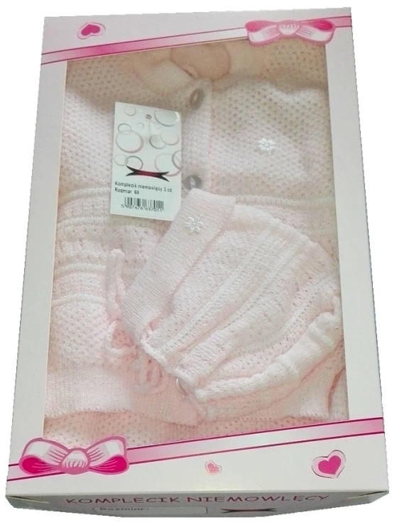 wyprawka-komplecik-niemowlęcy-w pudełku -3 częściowy-sweterek-śpiochy-czapeczka-biały-  KR2.jpg