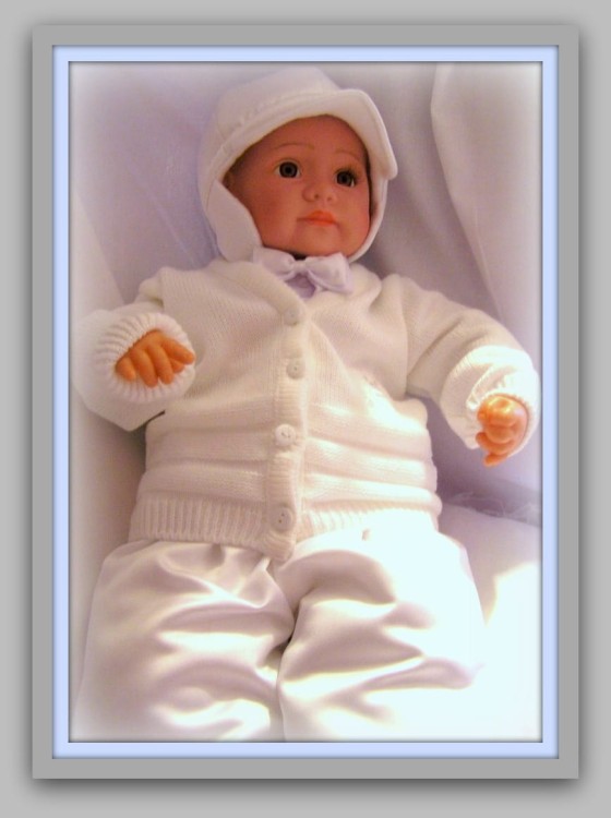 ubranko-na chrzest-dla-chlopczyków-komplet-zimowy-satyna-biały-312.jpg    Eleganckie, białe ubranko na chrzest dla chłopca -zimowe