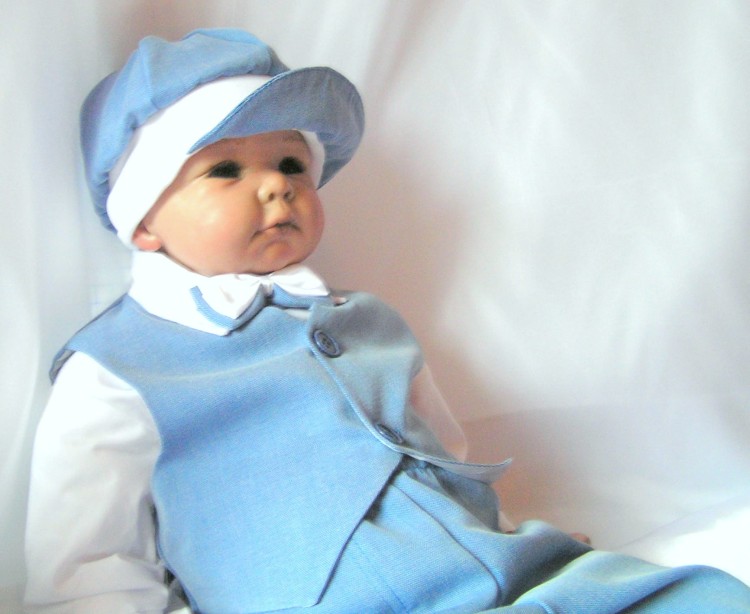 ubranko-na chrzest-dla-chłopczyka-z-kamizelką-niebieski-DN2.jpg