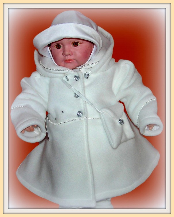 płaszczyk-na chrzest-polarowy-biały-dla-dziewczynki-P01.JPG