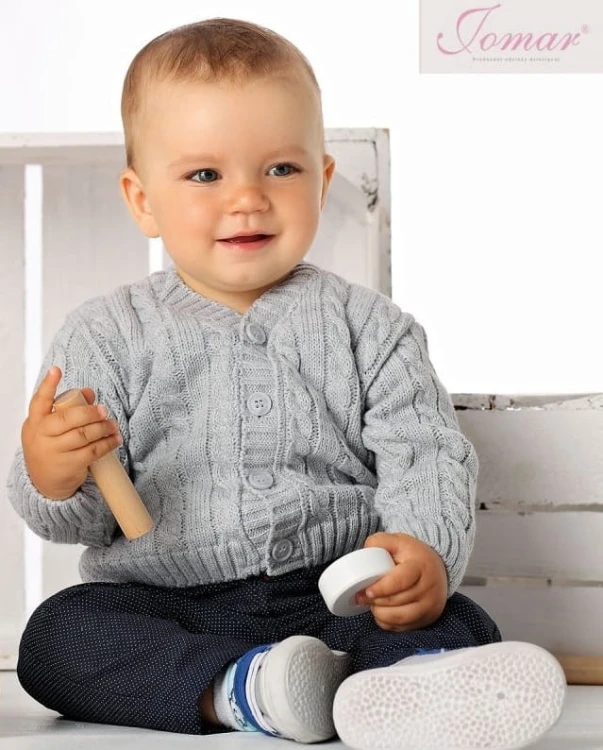 sweteerek-na-chrzest-dla-chłopczyków-szary-237.jpg Elegancki chłopięcy sweterek okazjonalny 