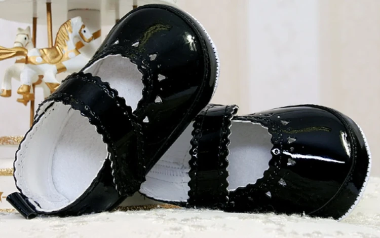 BALETKI  LAKIERKI Czarne.jpg