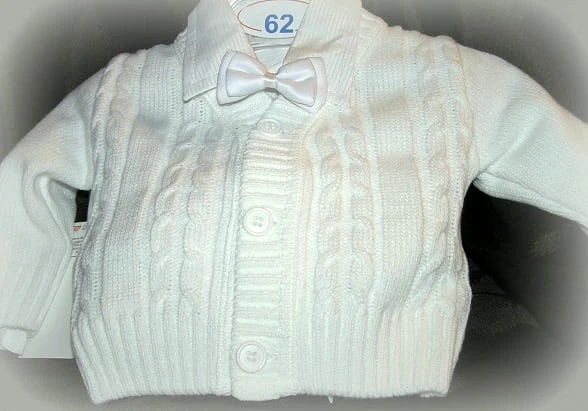 Sweterek-na chrzest-dla- chłopca